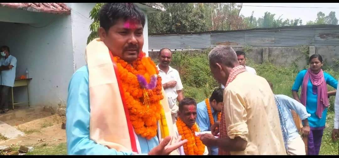 विकास गर्न जनताले जिताएको छ: वडा अध्यक्ष अधीकारी