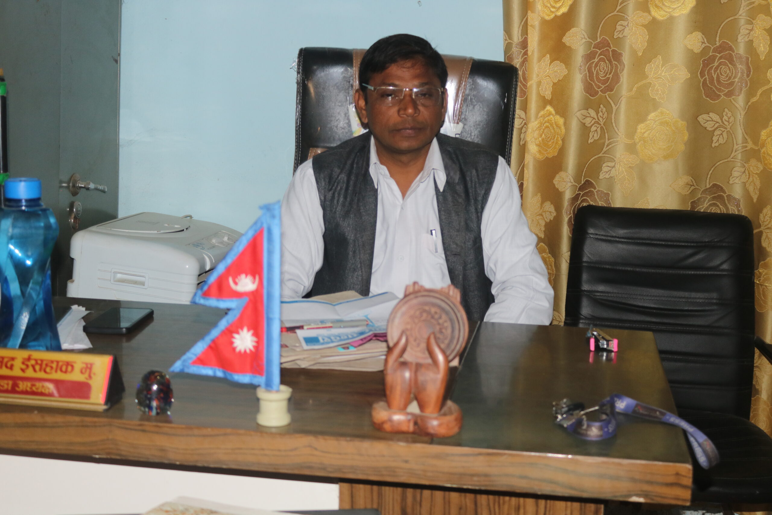 वडा अध्यक्ष इसहाक मुसलमान द्वारा रंग हरुको पर्व होलीको हार्दिक मंगलमय शुभकामना !!