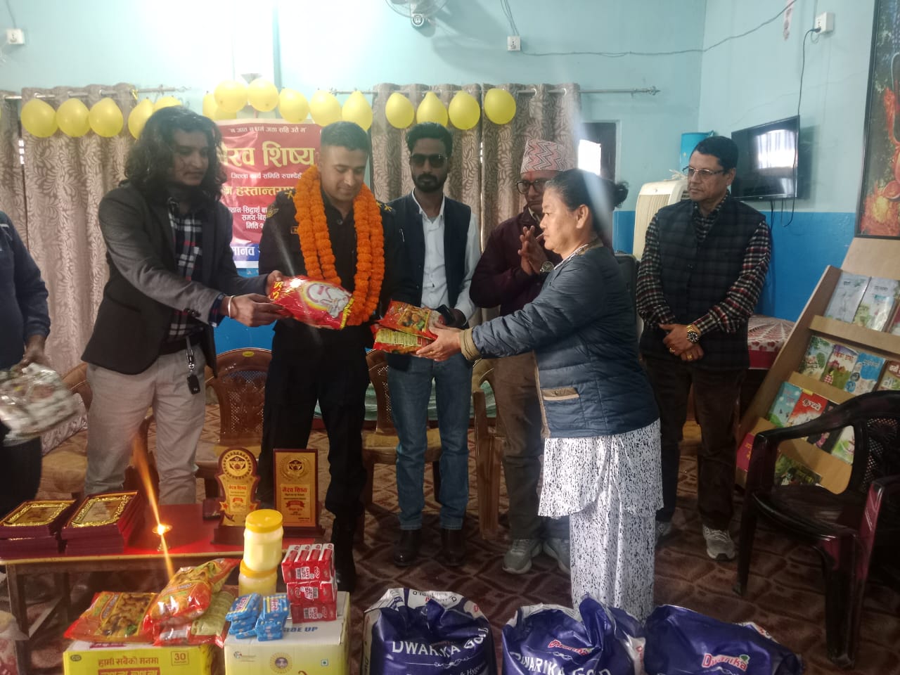 भैरव शिष्य ले बाल गृह लाई खाद्यान हस्तान्तरण कार्यक्रम सम्पन्न